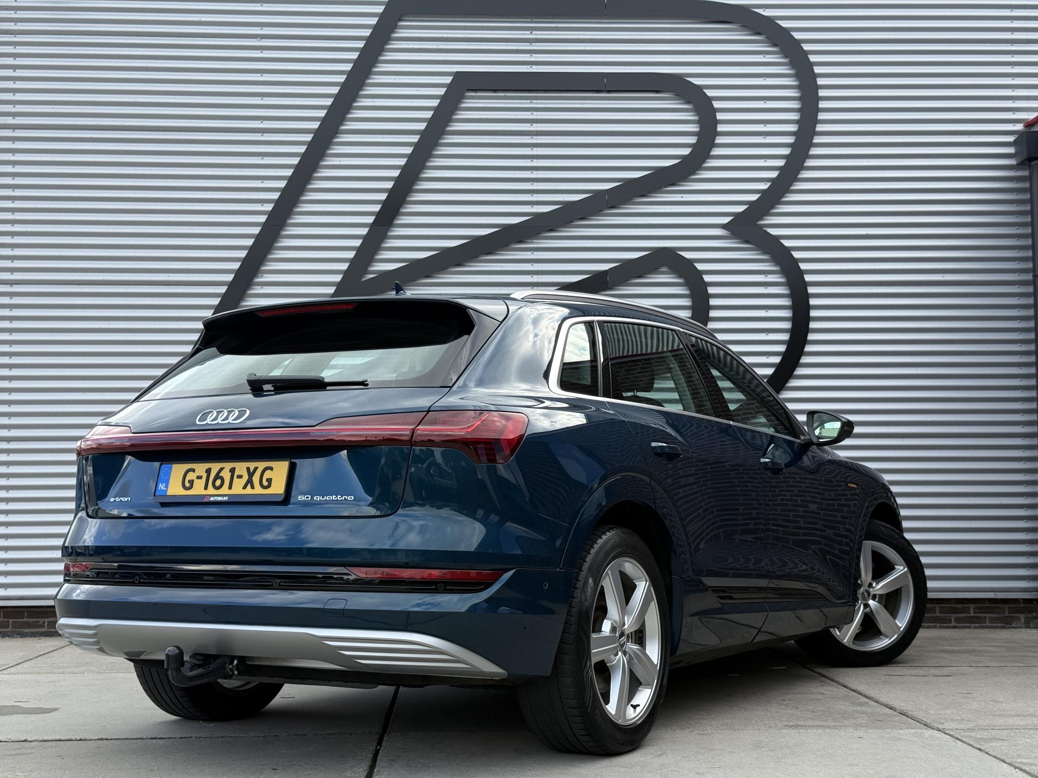 Foto van Audi E-tron 50