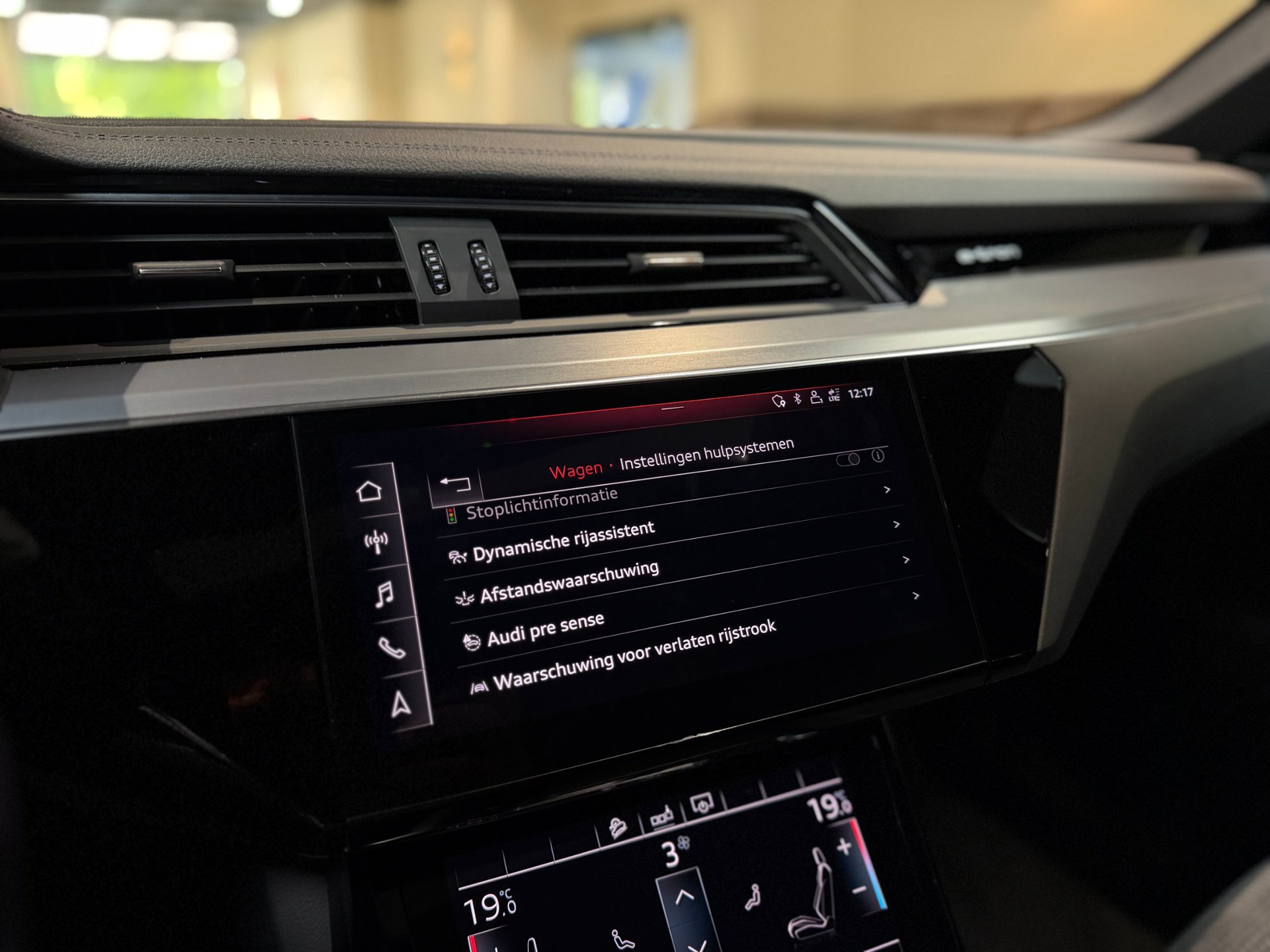 Foto van Audi E-tron
