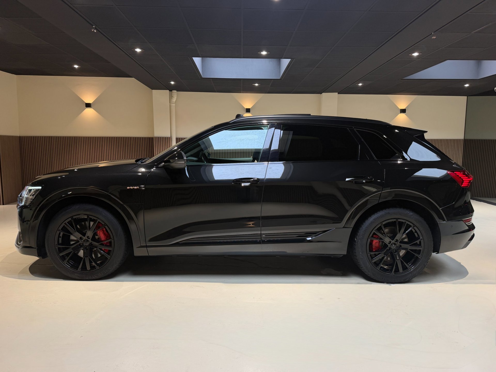 Foto van Audi E-tron