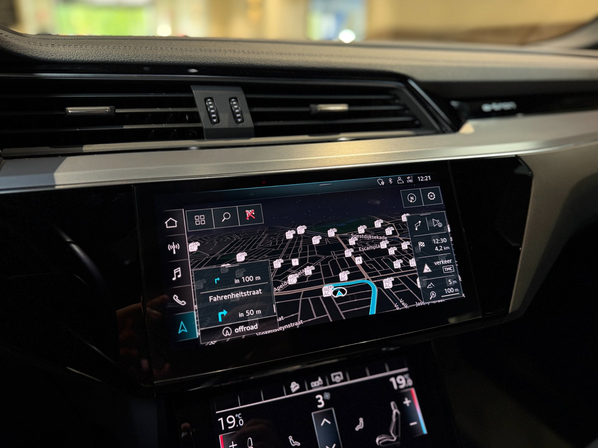 Foto van Audi E-tron