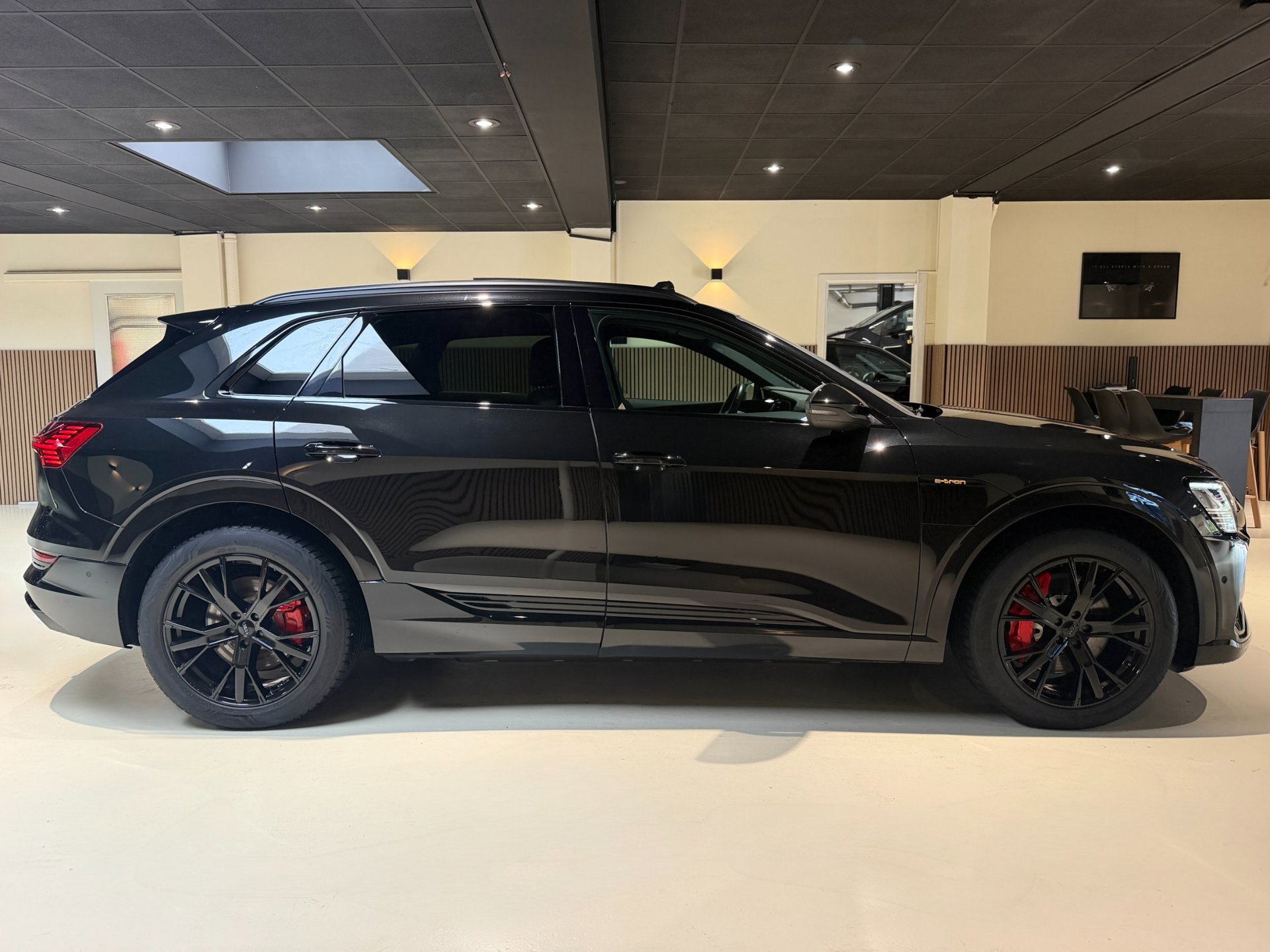 Foto van Audi E-tron