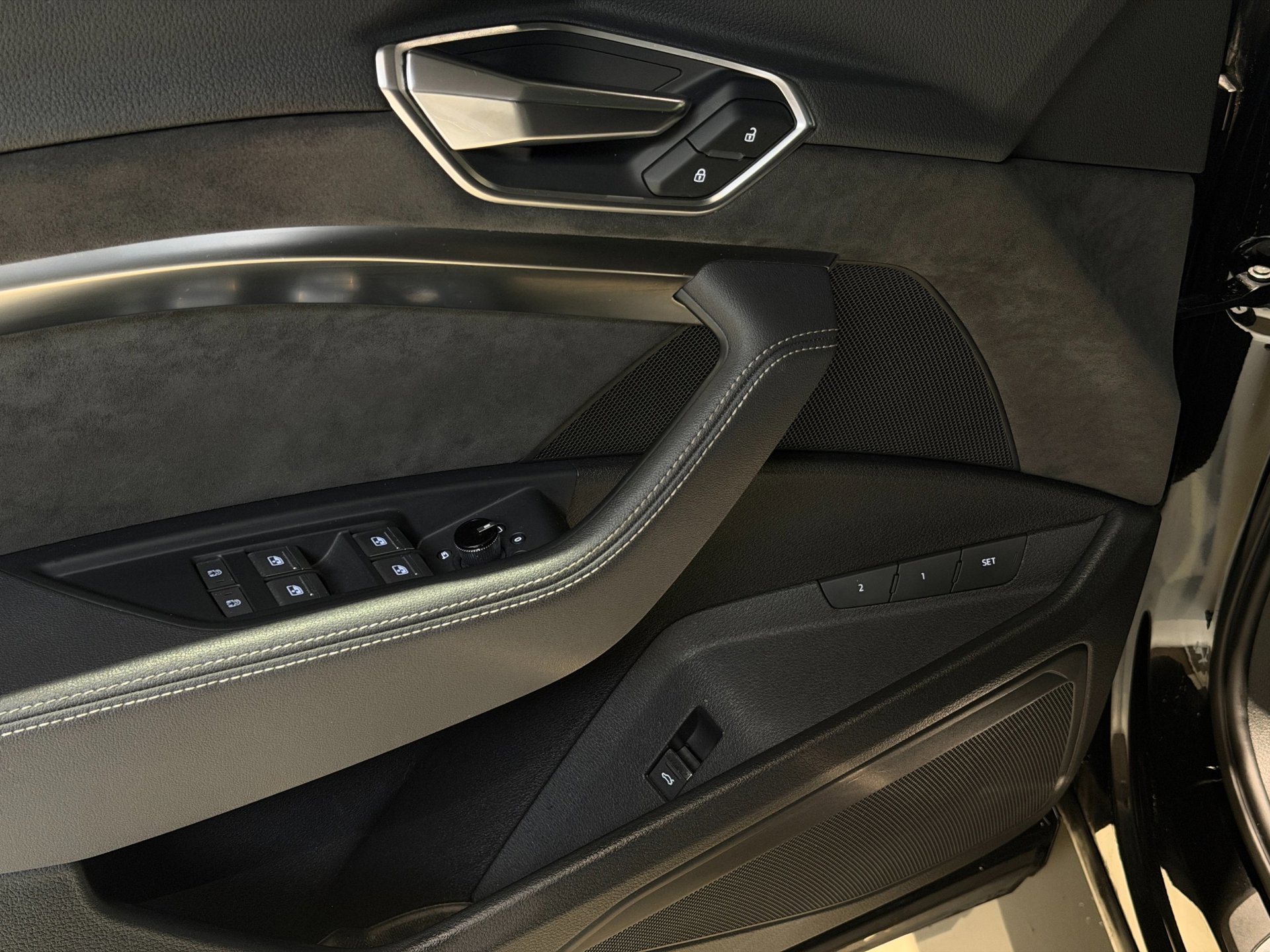 Foto van Audi E-tron