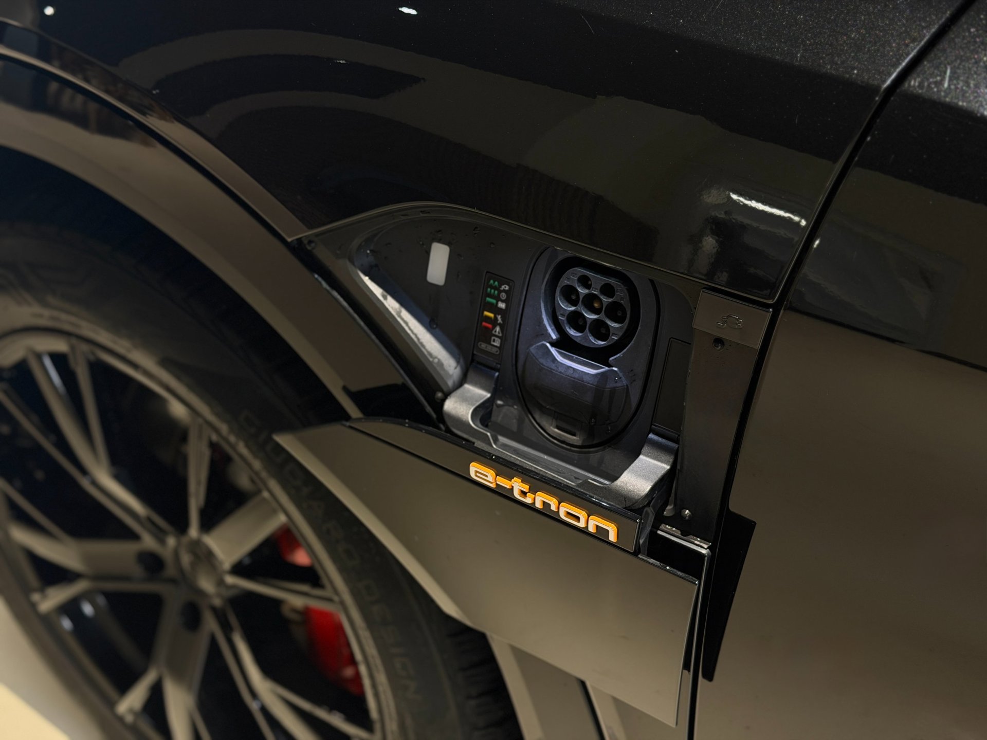 Foto van Audi E-tron