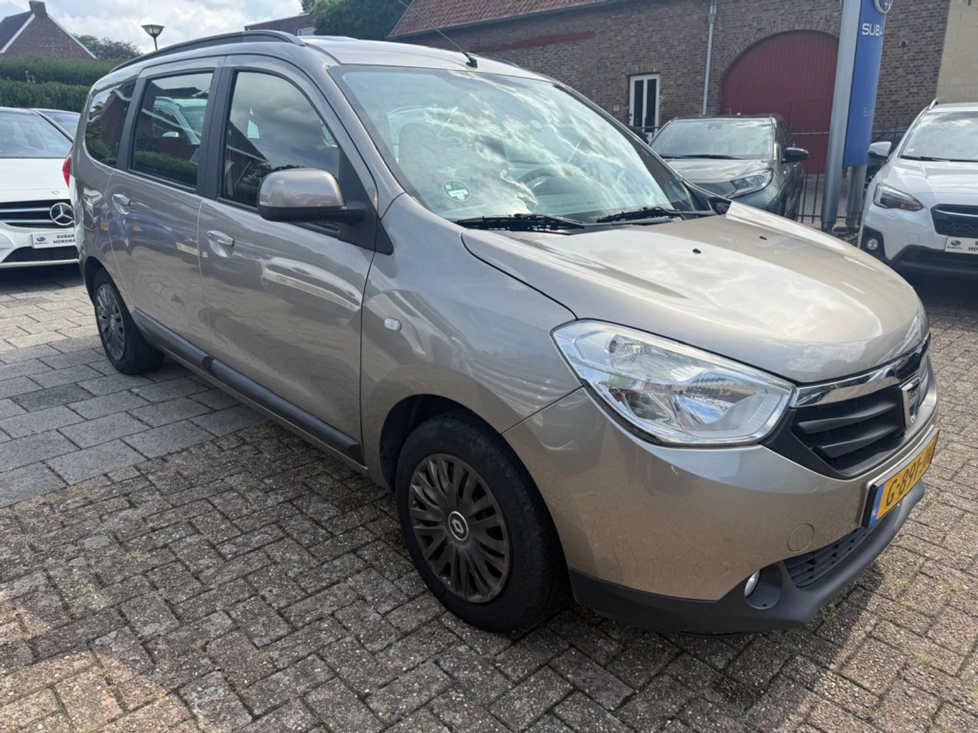 Foto van Dacia Lodgy