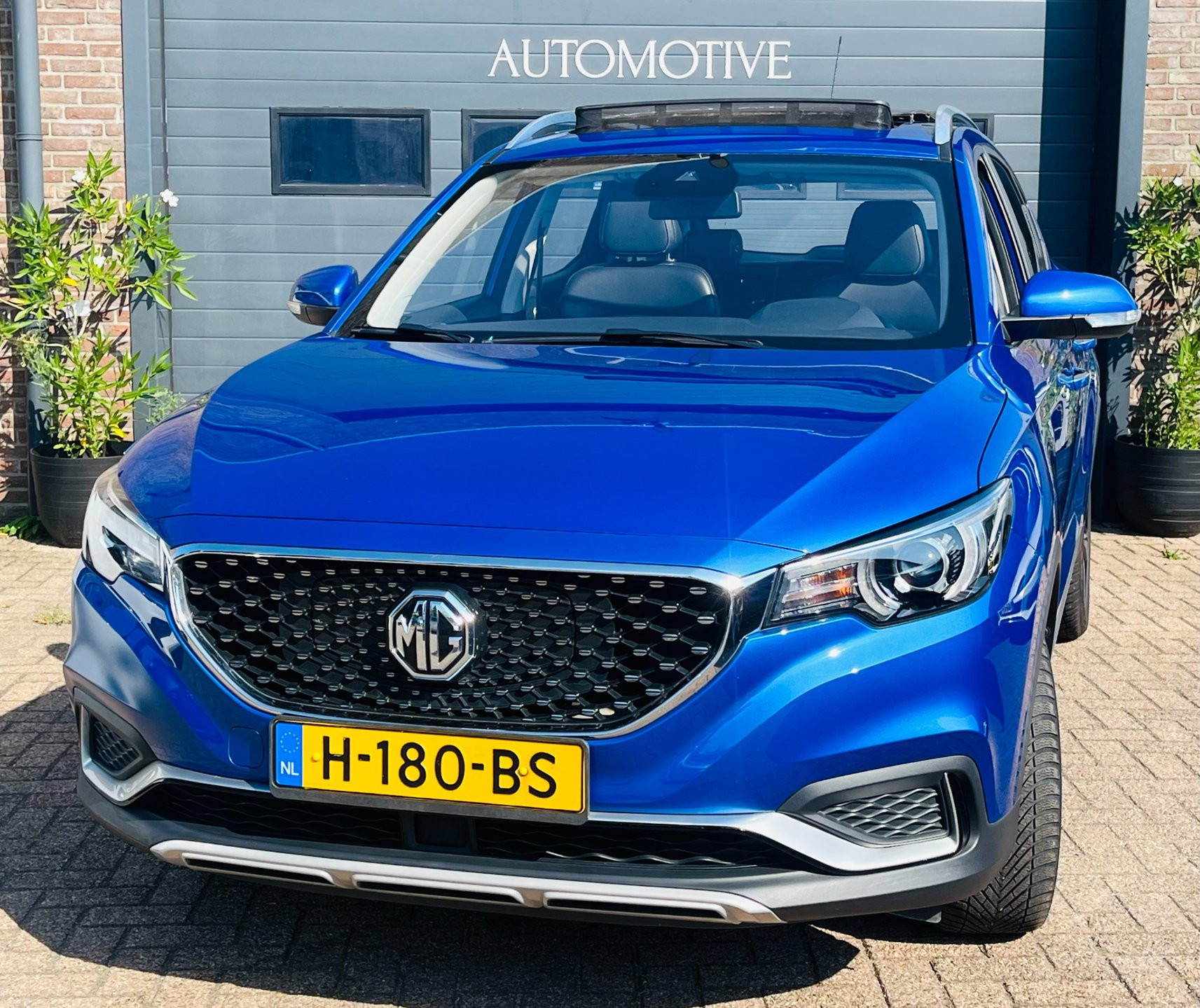Foto van MG MG ZS Ev