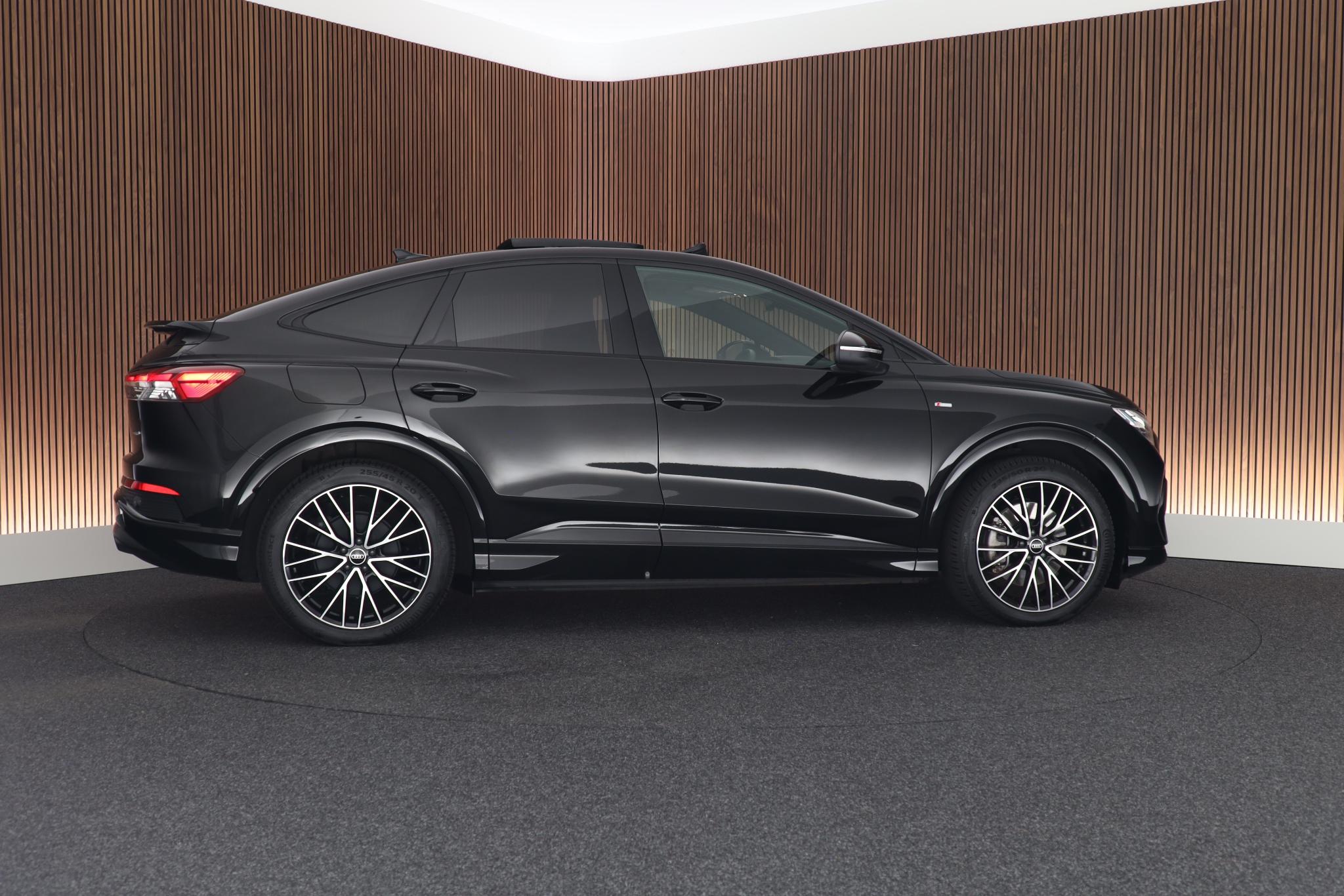 Foto van Audi Q4 Sportback 45 E-tron