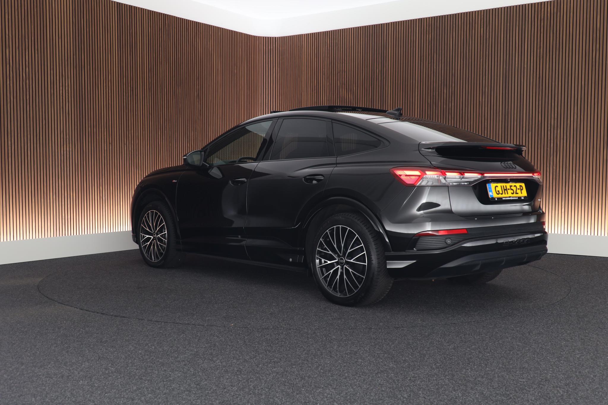 Foto van Audi Q4 Sportback 45 E-tron