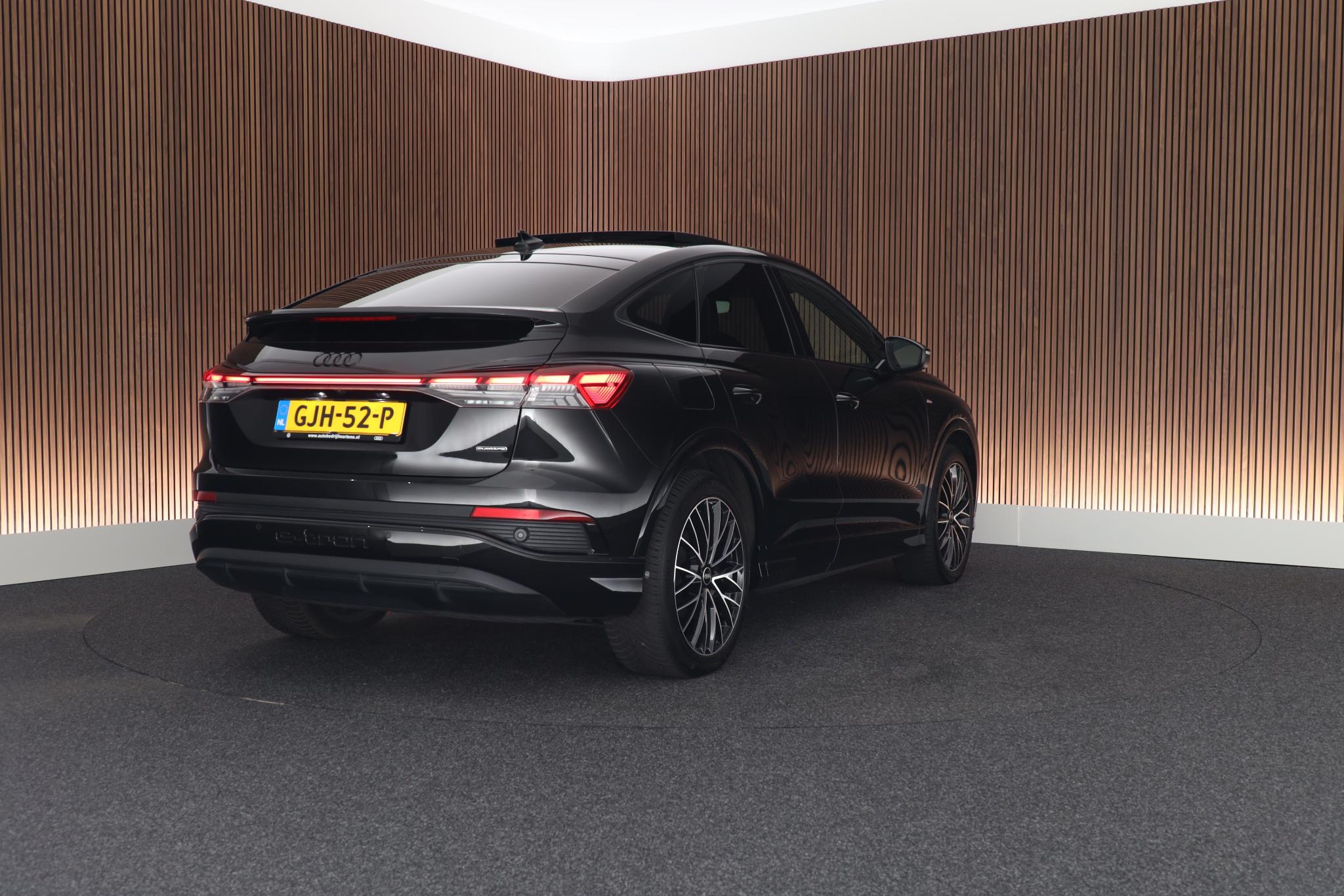 Foto van Audi Q4 Sportback 45 E-tron