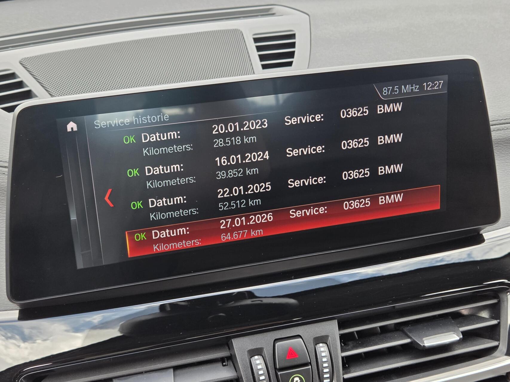 Foto van BMW X1 Sdrive20i