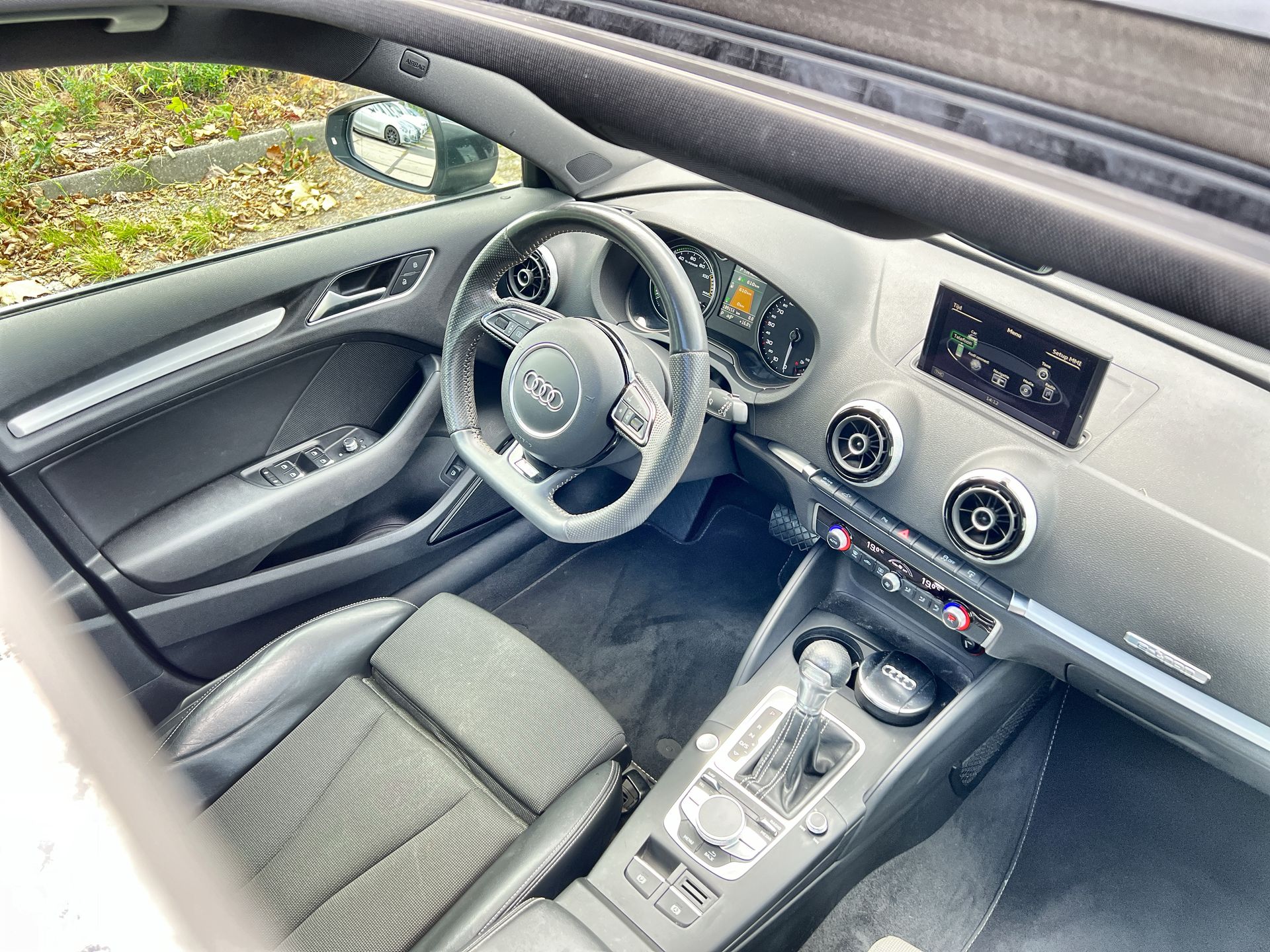 Foto van Audi A3 Sportback E-tron