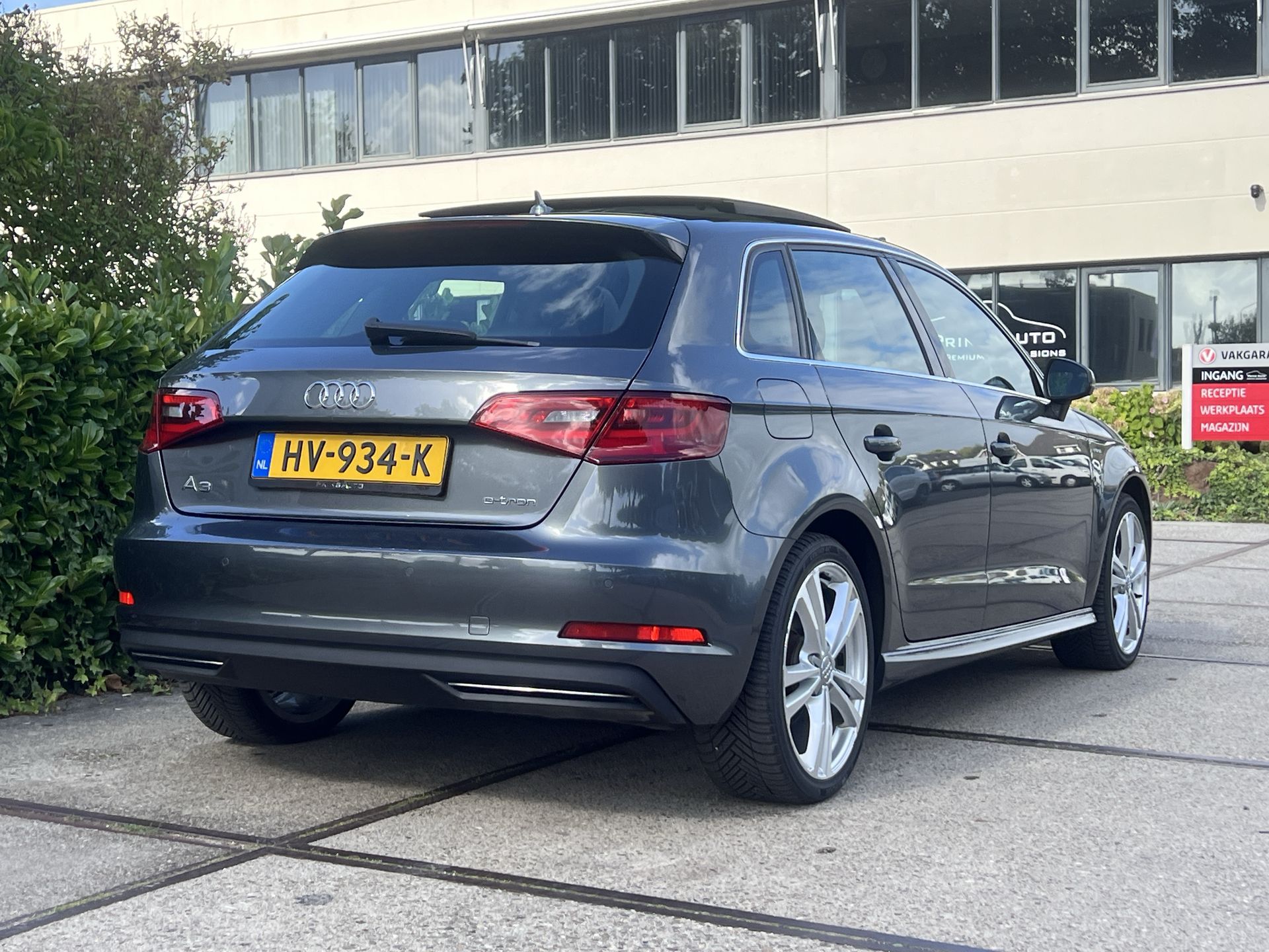 Foto van Audi A3 Sportback E-tron