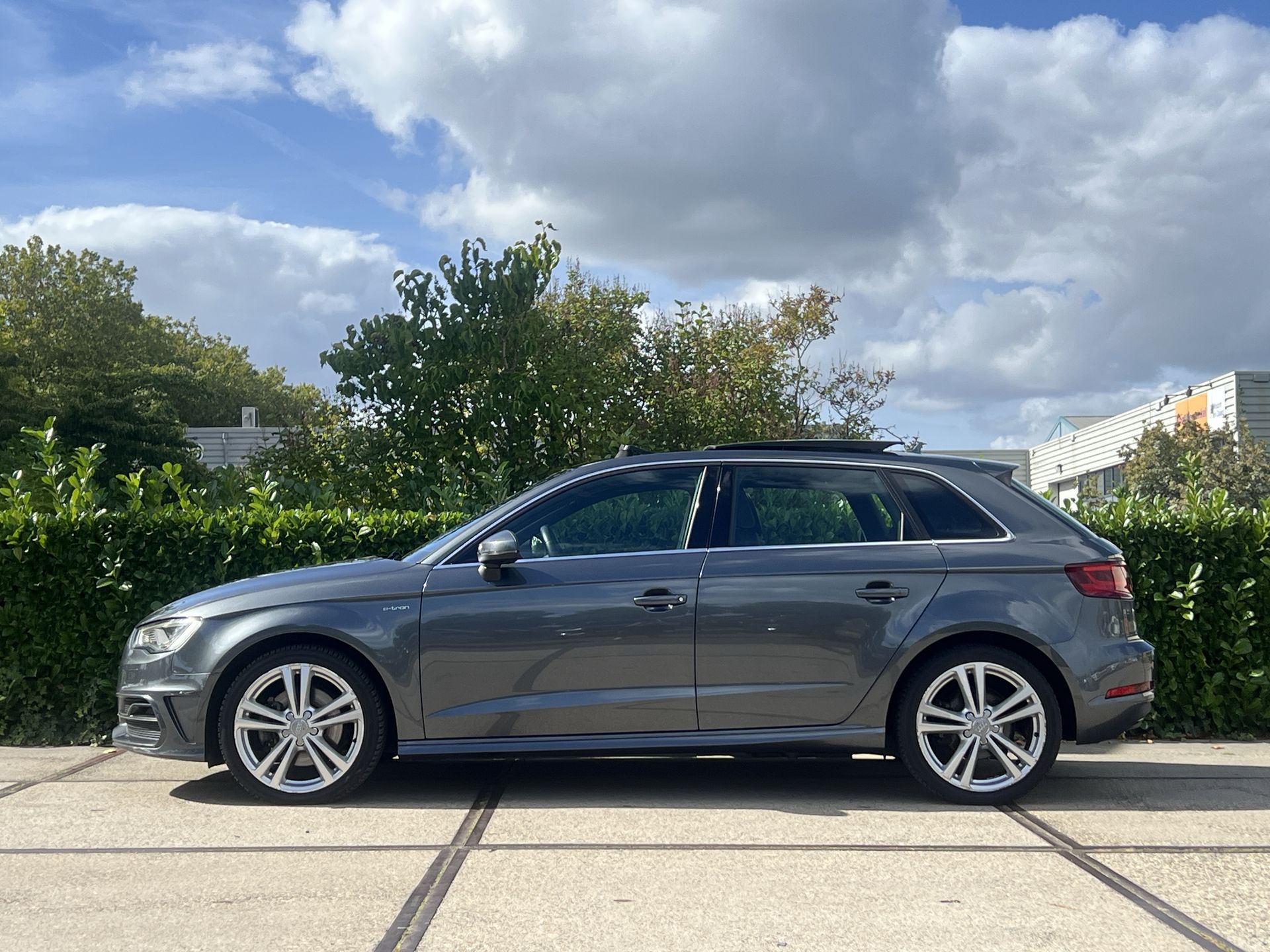 Foto van Audi A3 Sportback E-tron