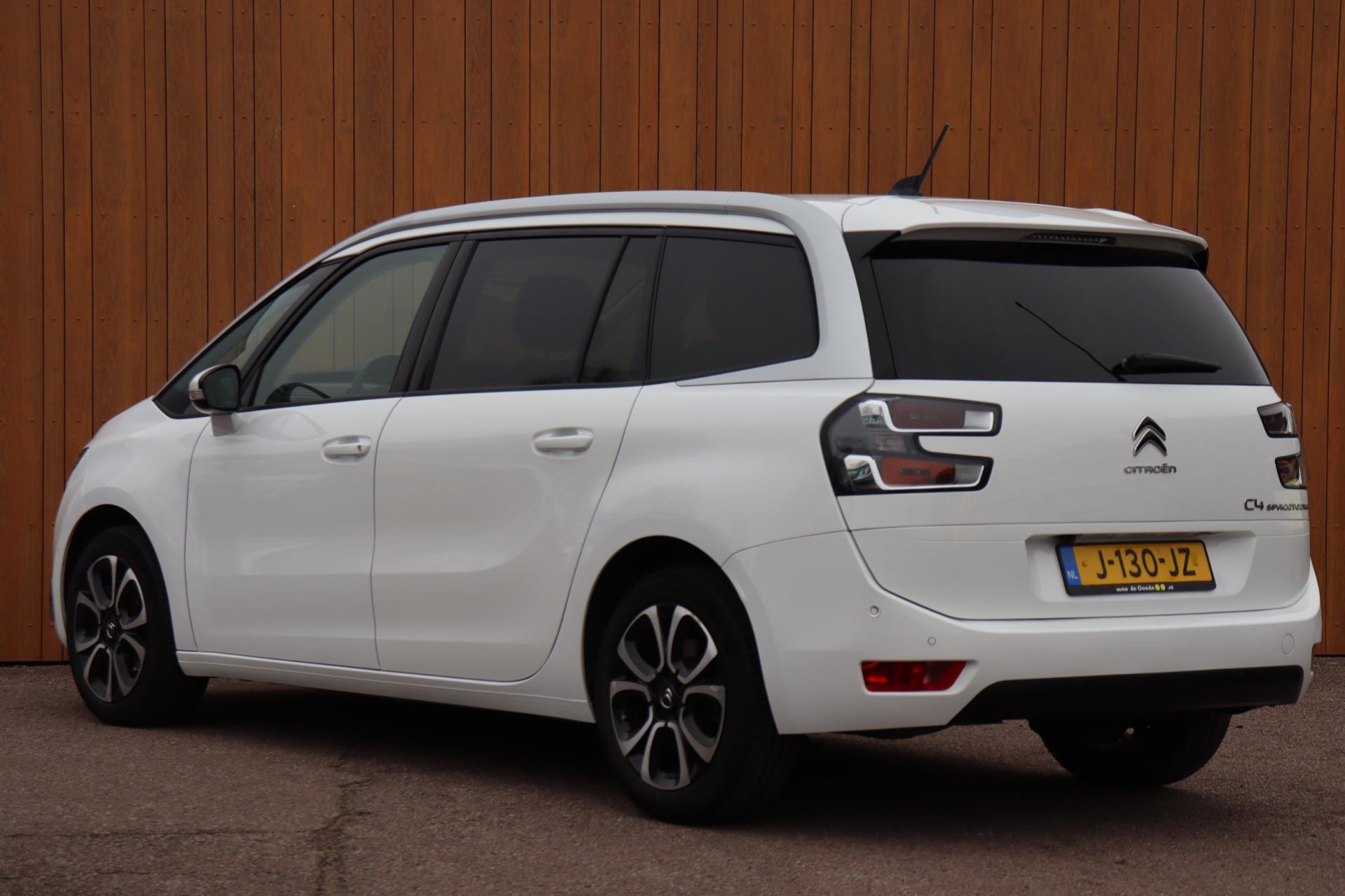 Foto van Citroen C4 Spacetourer
