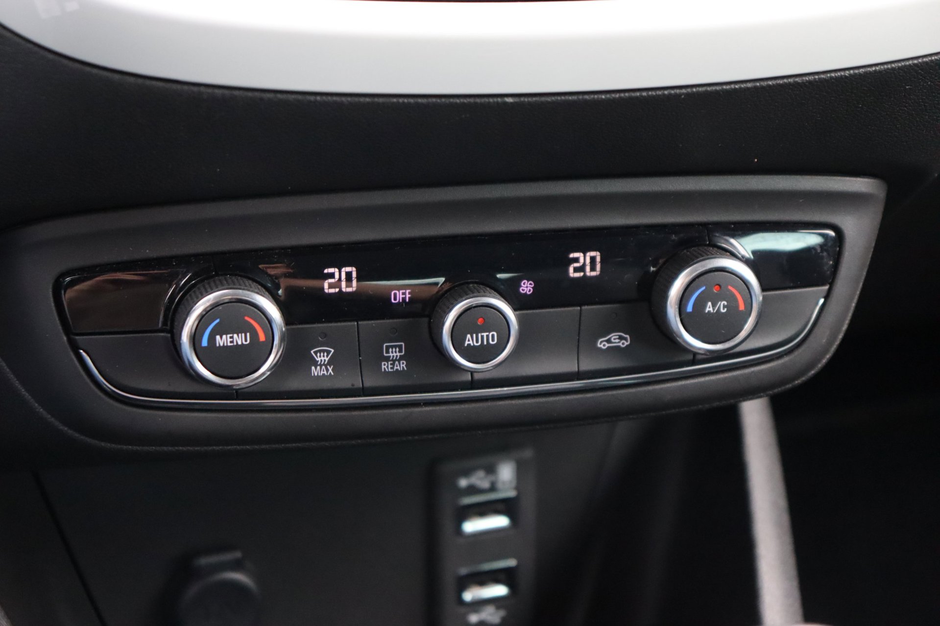 Foto van Opel Crossland X