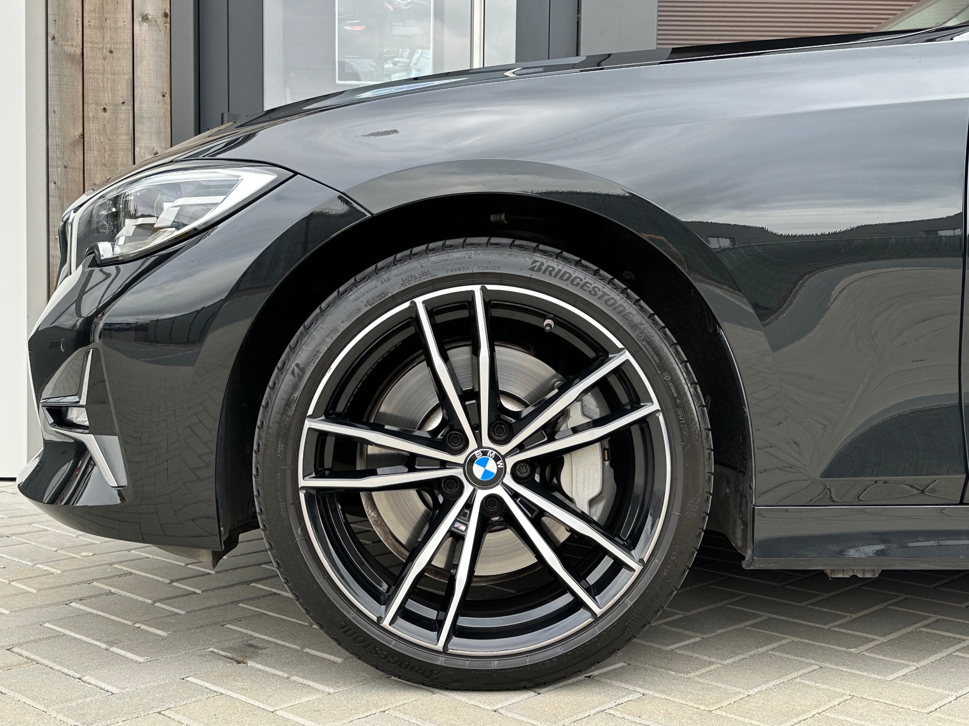 Foto van BMW 330i