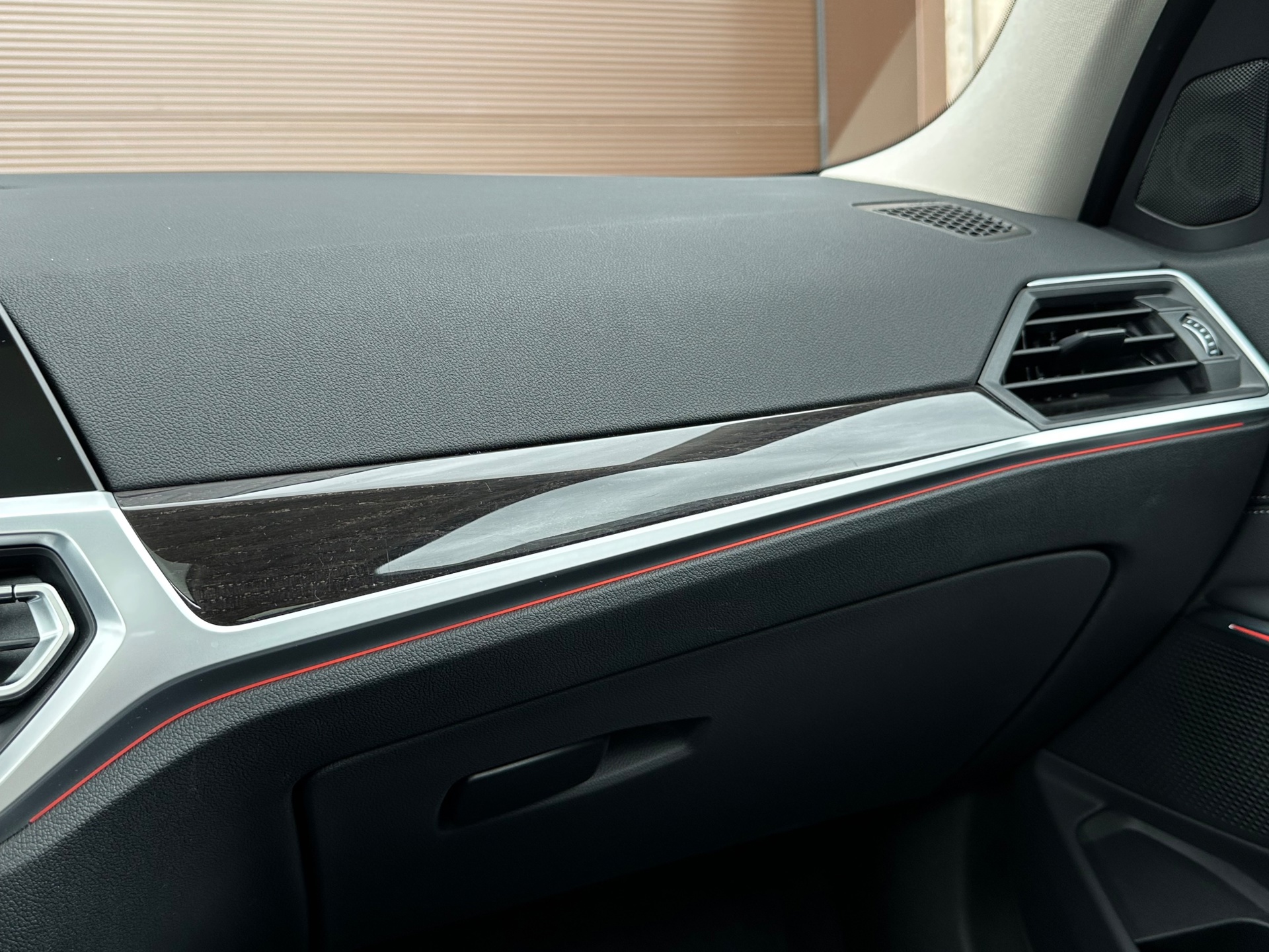 Foto van BMW 330i