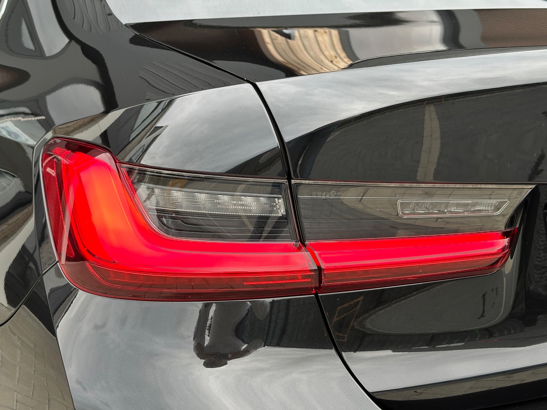 Foto van BMW 330i