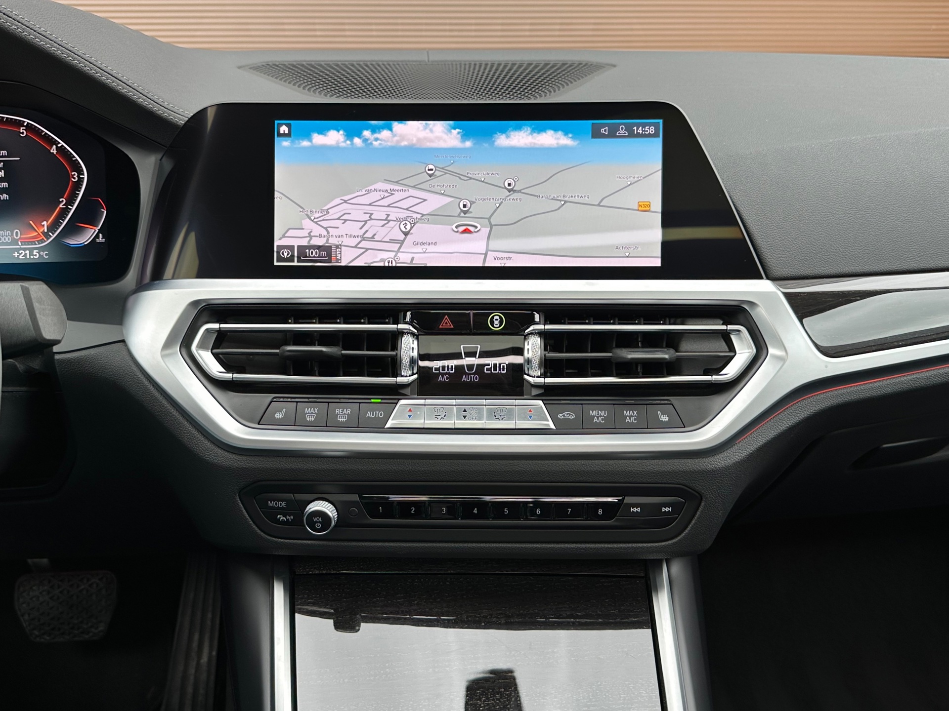 Foto van BMW 330i