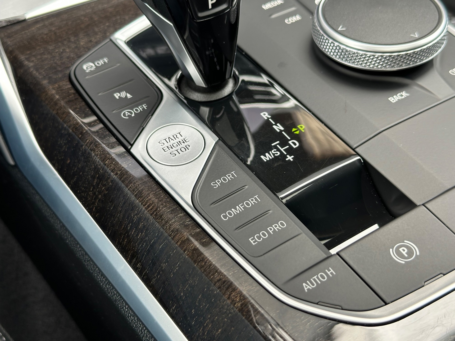 Foto van BMW 330i