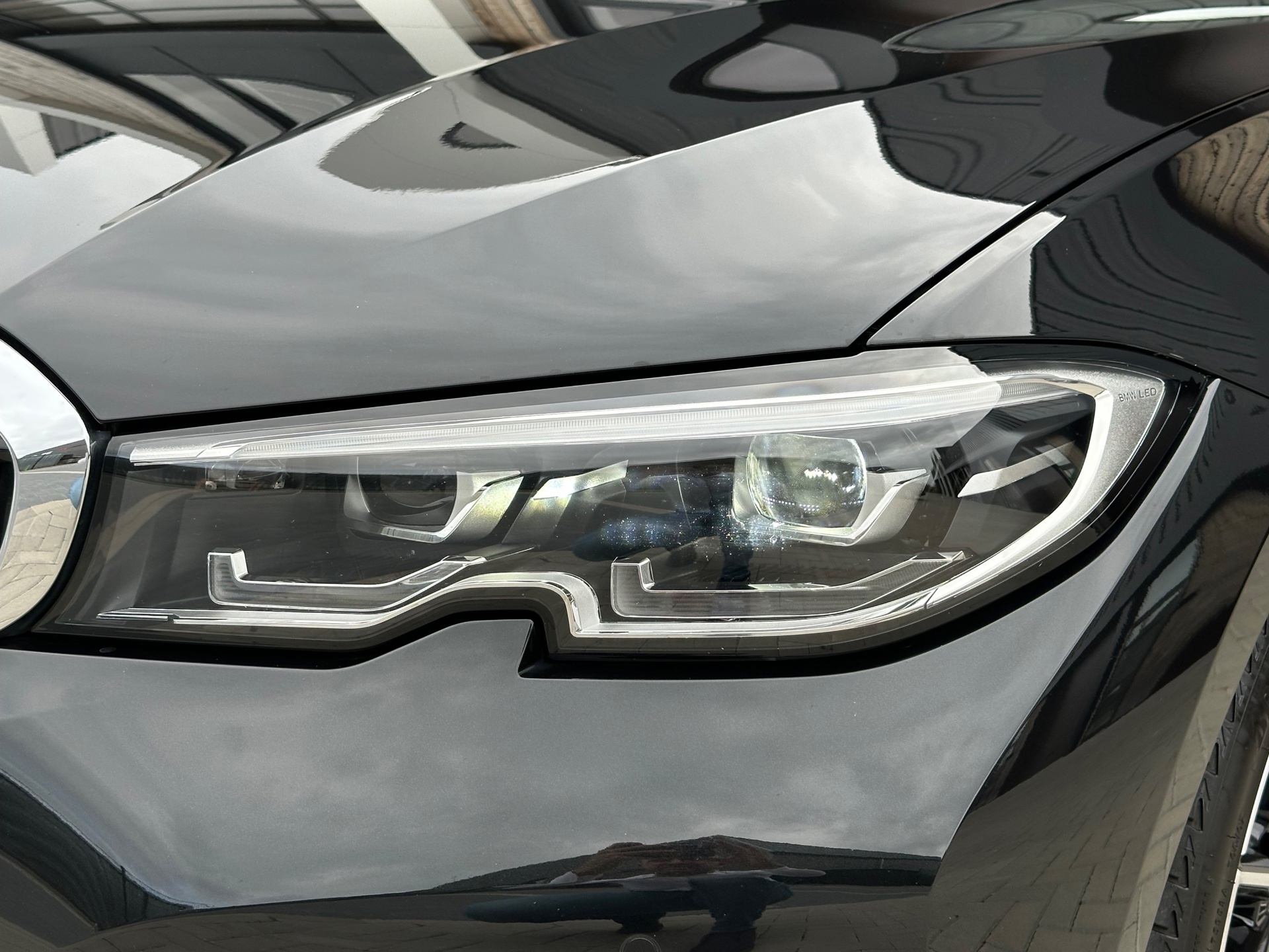 Foto van BMW 330i