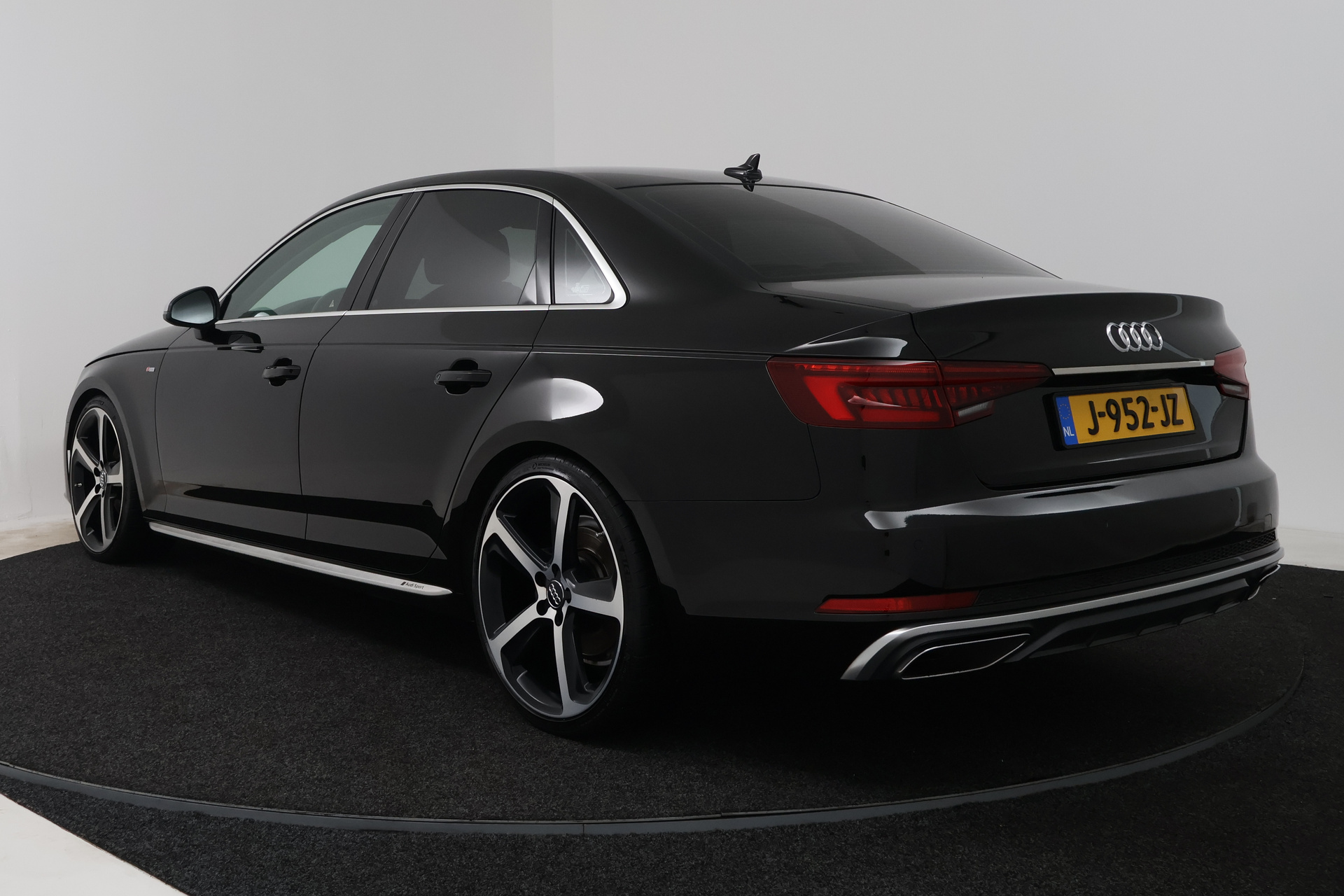 Foto van Audi A4 Limousine