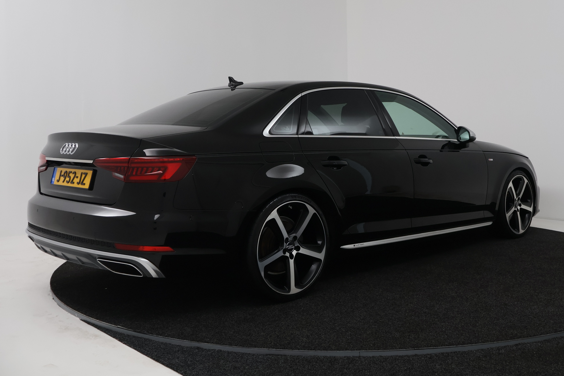 Foto van Audi A4 Limousine