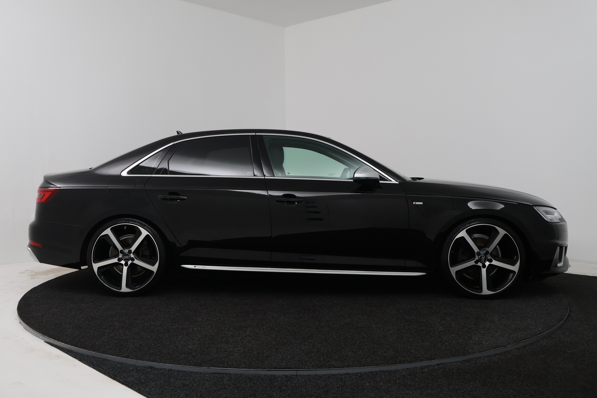 Foto van Audi A4 Limousine