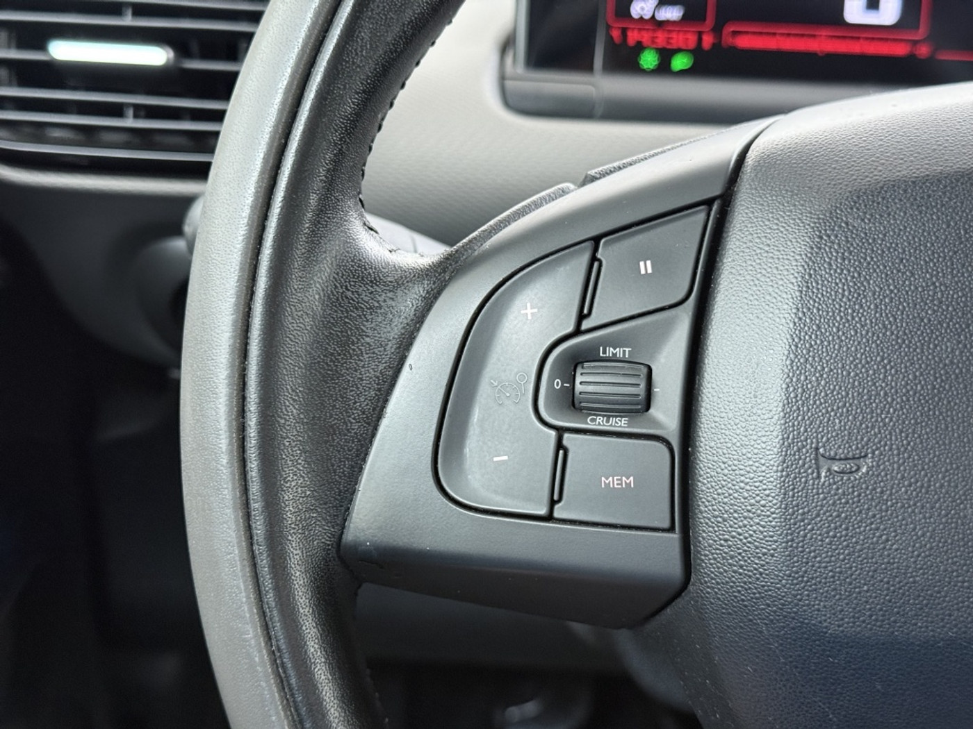 Foto van Citroen C4 Cactus