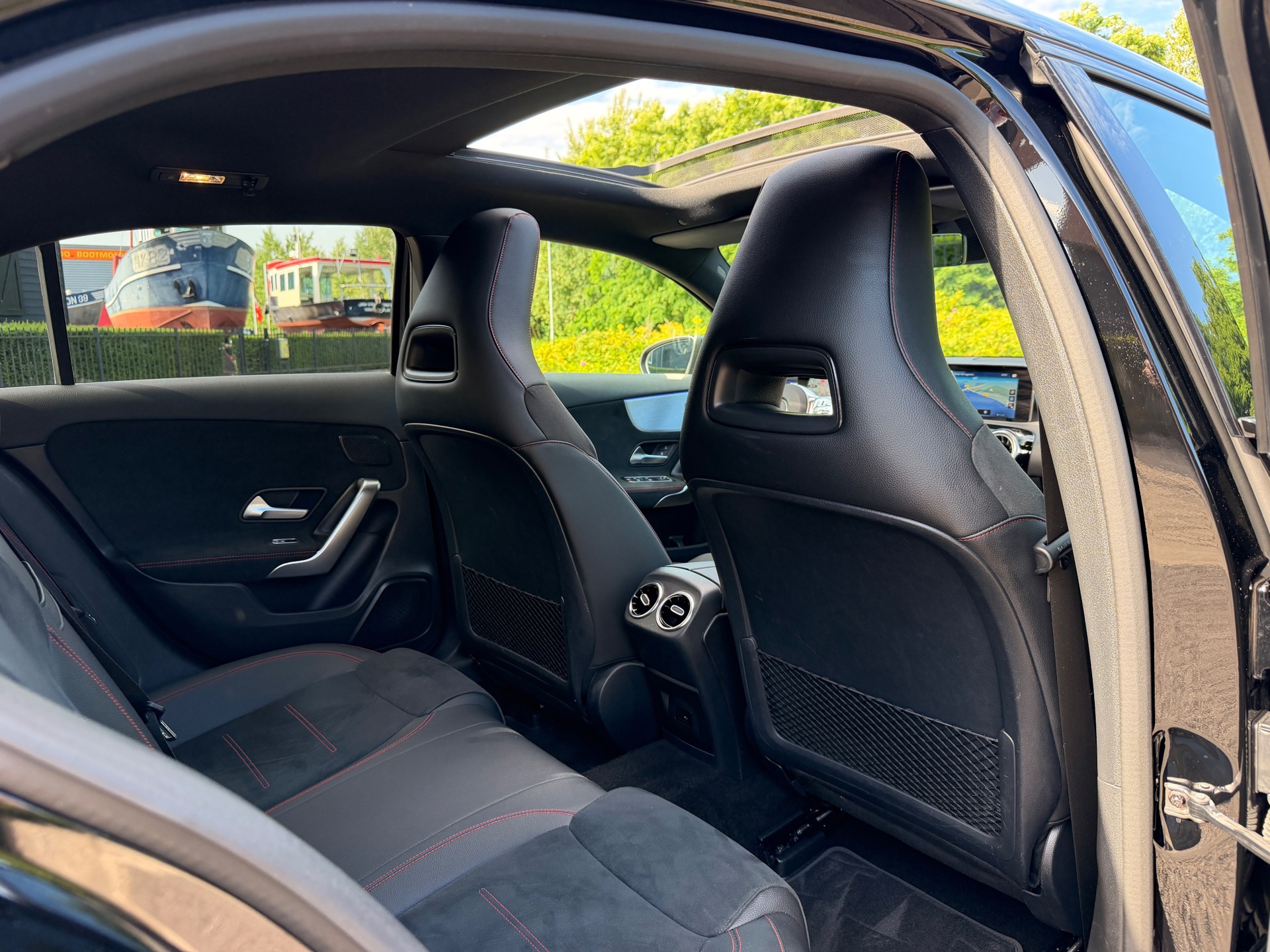 Foto van Mercedes-Benz A 250 E