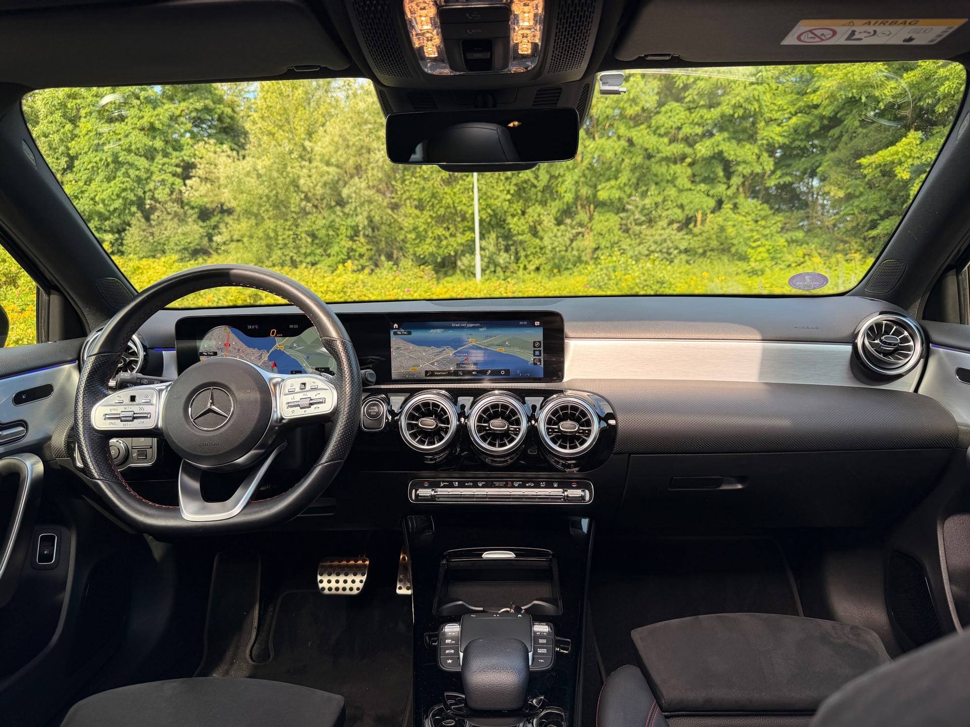Foto van Mercedes-Benz A 250 E