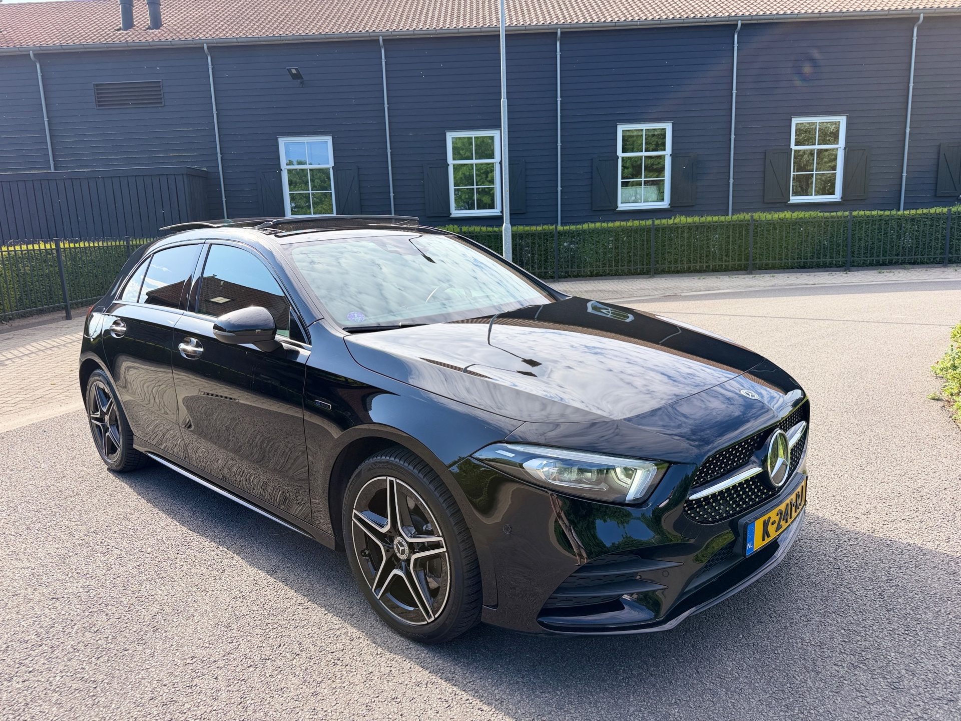 Foto van Mercedes-Benz A 250 E