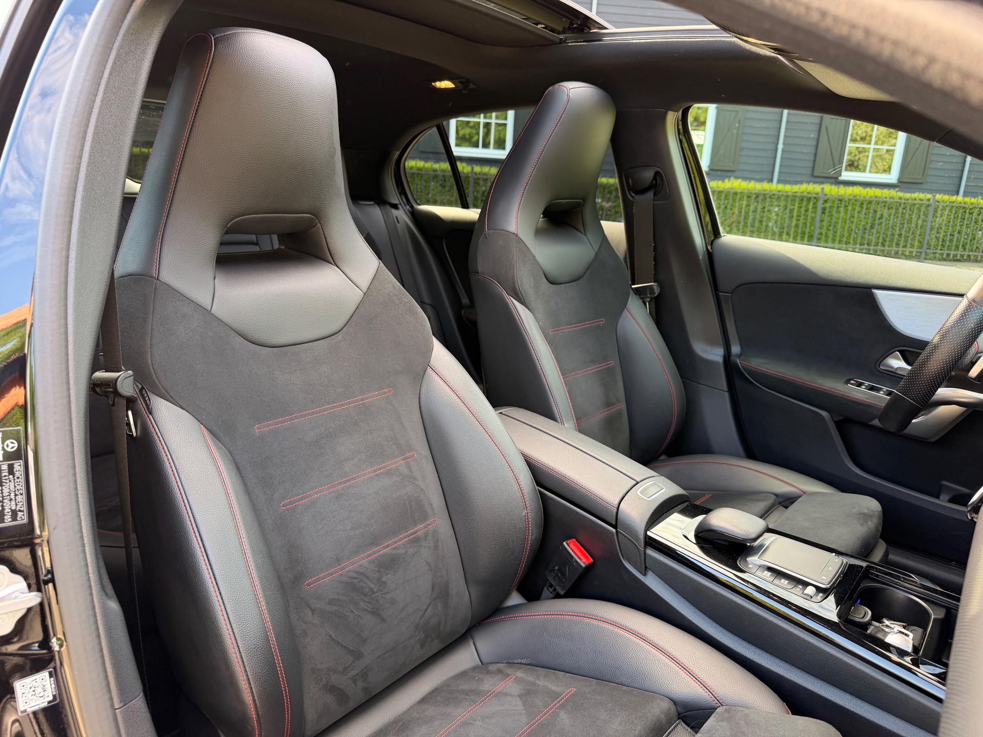 Foto van Mercedes-Benz A 250 E