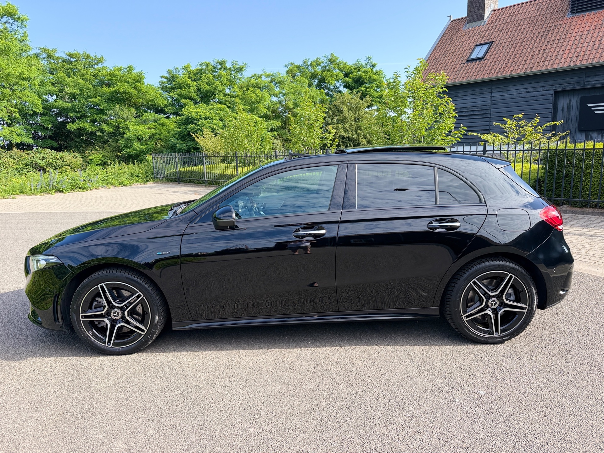 Foto van Mercedes-Benz A 250 E