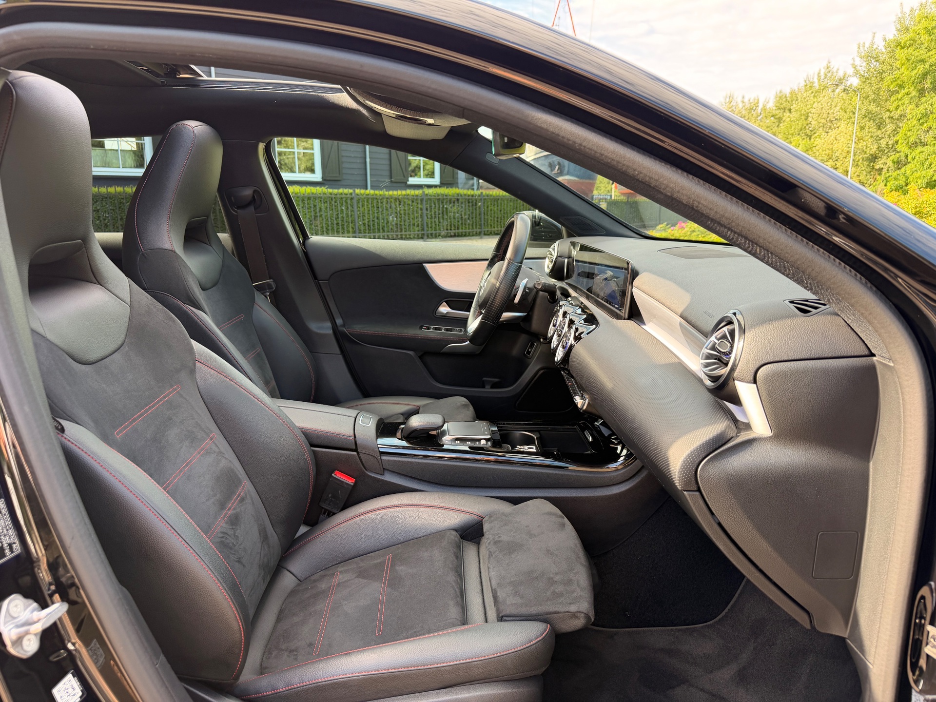 Foto van Mercedes-Benz A 250 E
