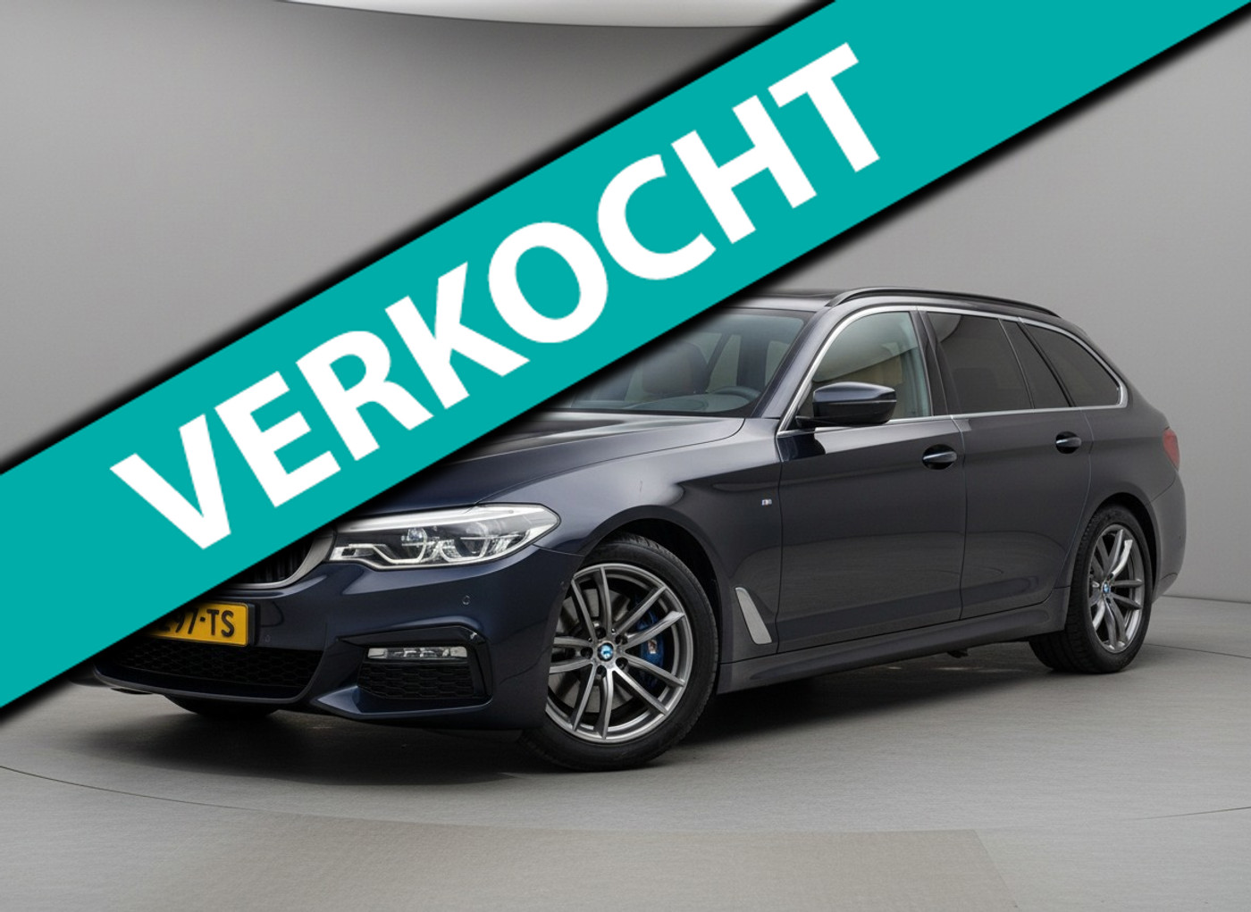 BMW 530i 530i High Executive|M-pakket|HUD|Memory|Trekhaak|Camera|Leder 2017 - voorkant