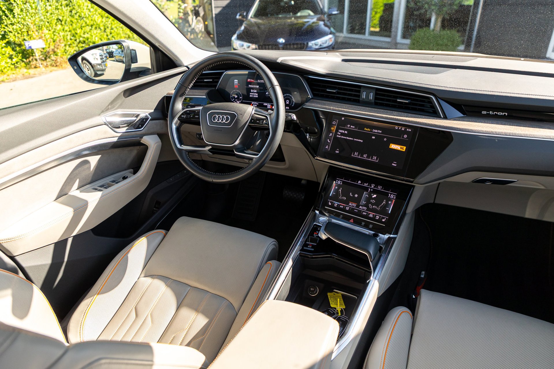 Foto van Audi Audi E-tron