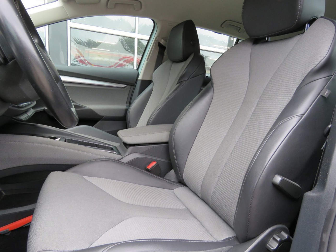 Foto van Skoda Enyaq 60