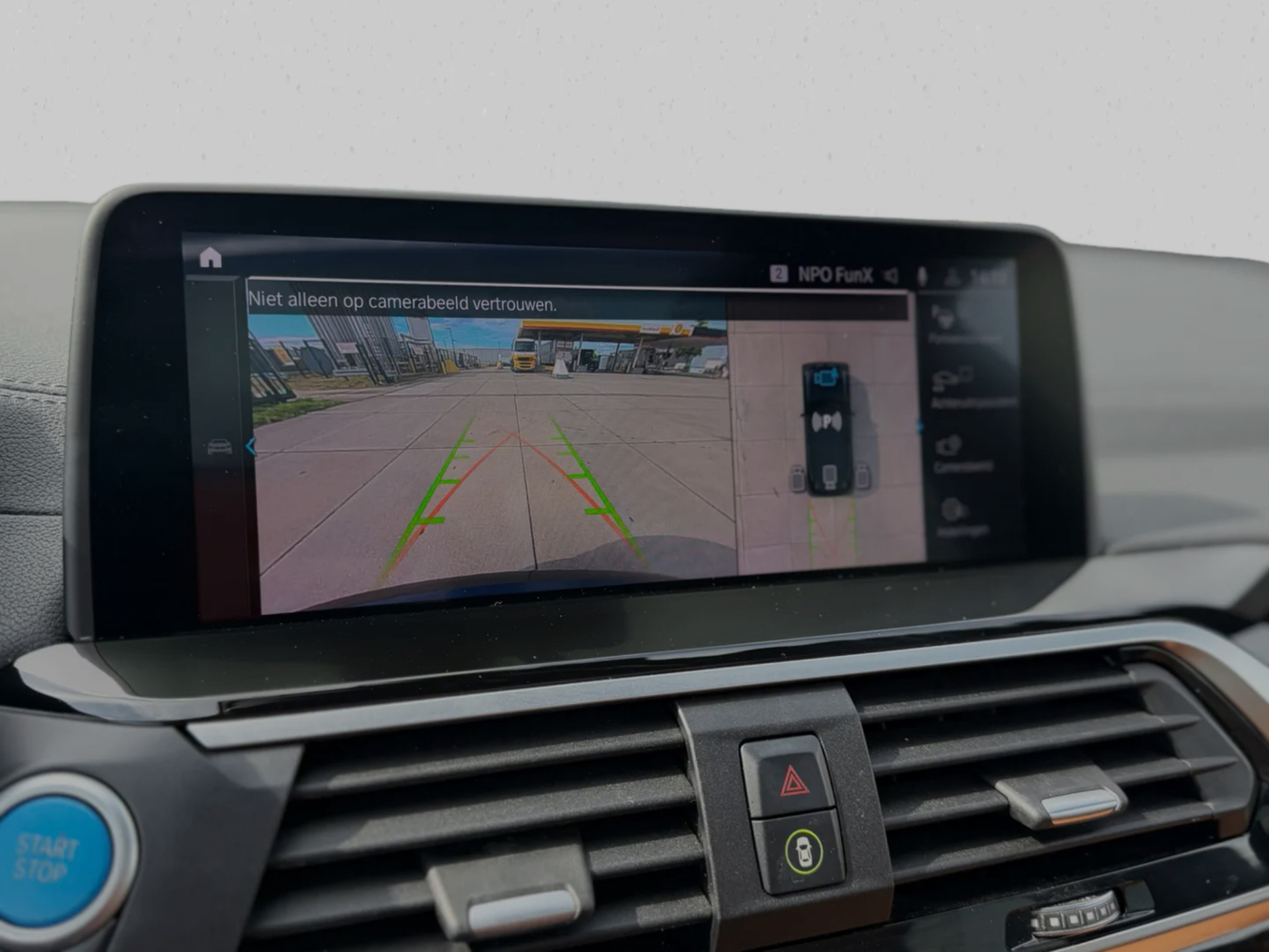 Foto van BMW Ix3
