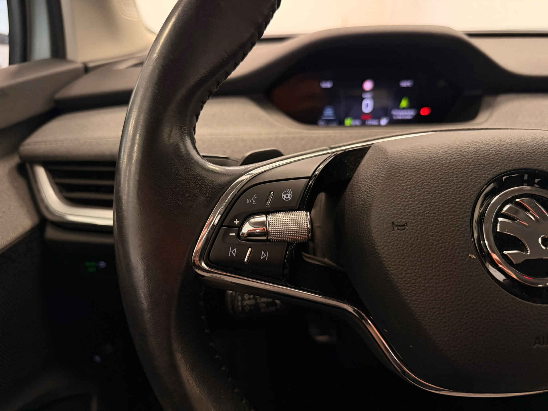 Foto van Skoda Enyaq 80