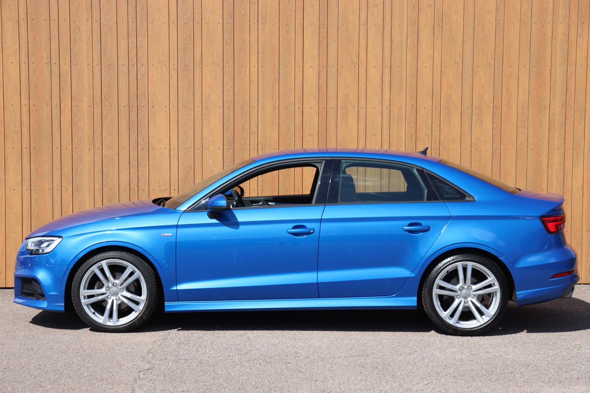 Foto van Audi A3 Limousine