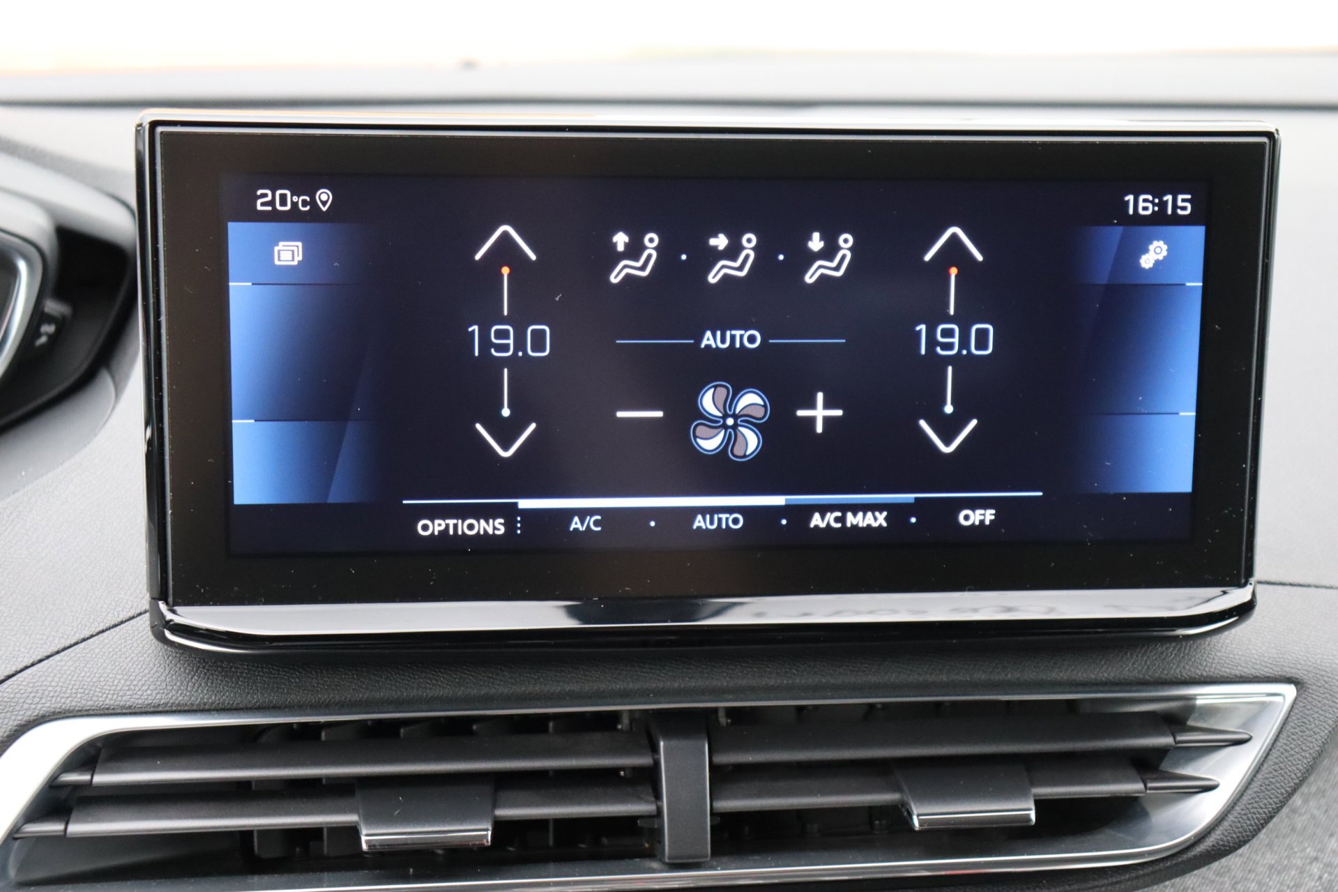 Foto van Peugeot 5008