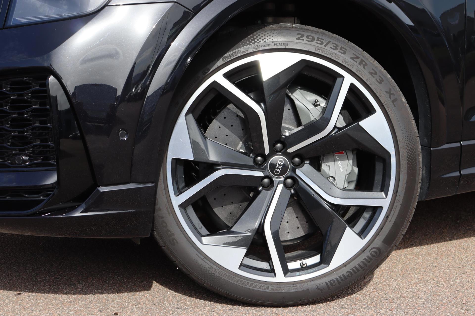 Foto van Audi RS Q8