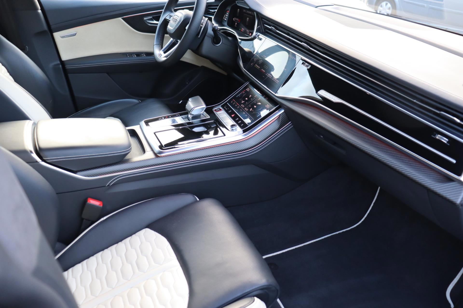Foto van Audi RS Q8