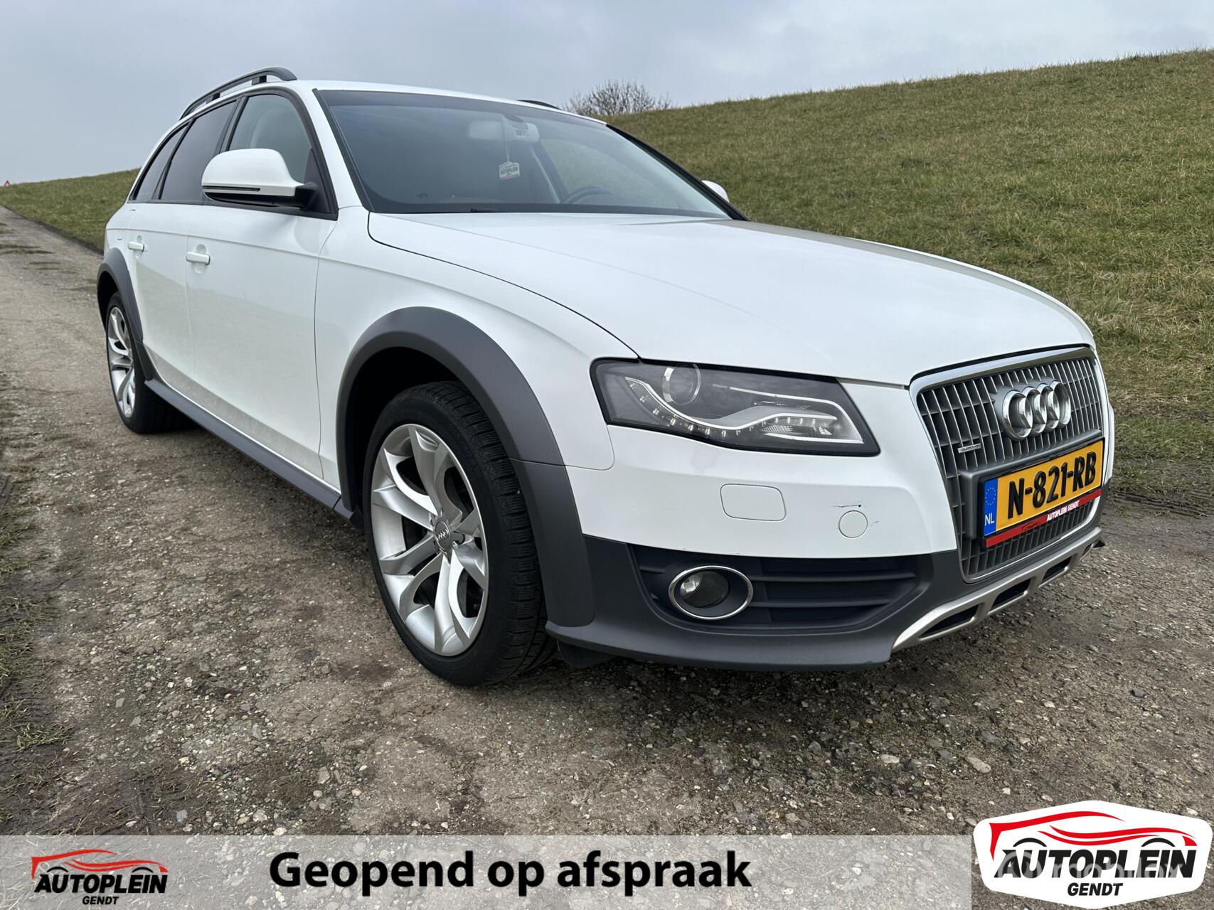 Audi A4 Allroad Quattro 2.0 TFSI Pro Line SUPER MOOI! 2010 - voorkant
