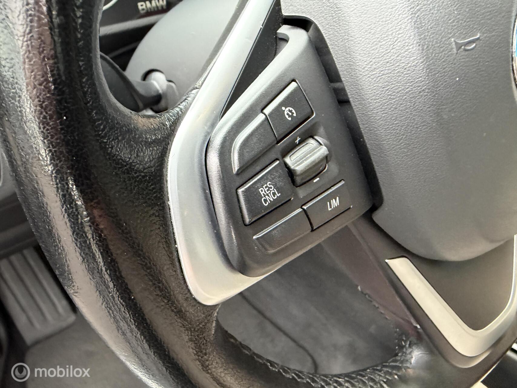 Foto van BMW X1 Xdrive20i