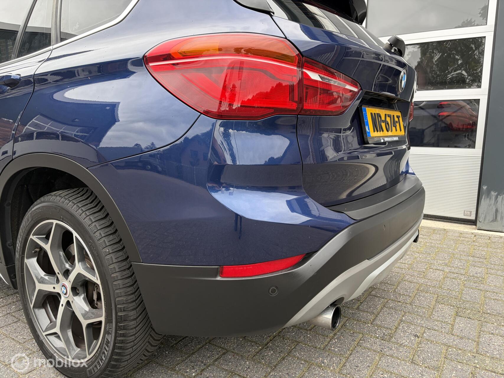 Foto van BMW X1 Xdrive20i