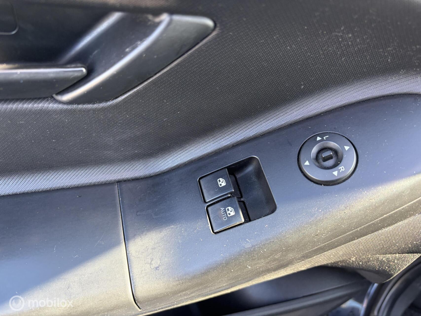 Foto van Kia Cee D