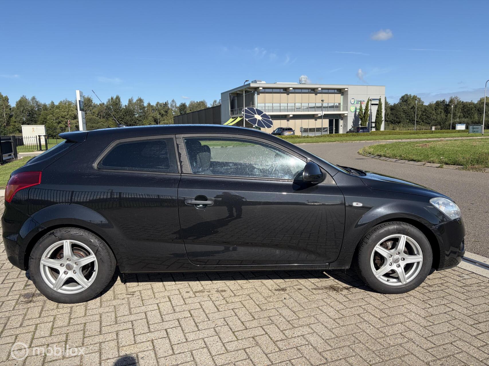 Foto van Kia Cee D