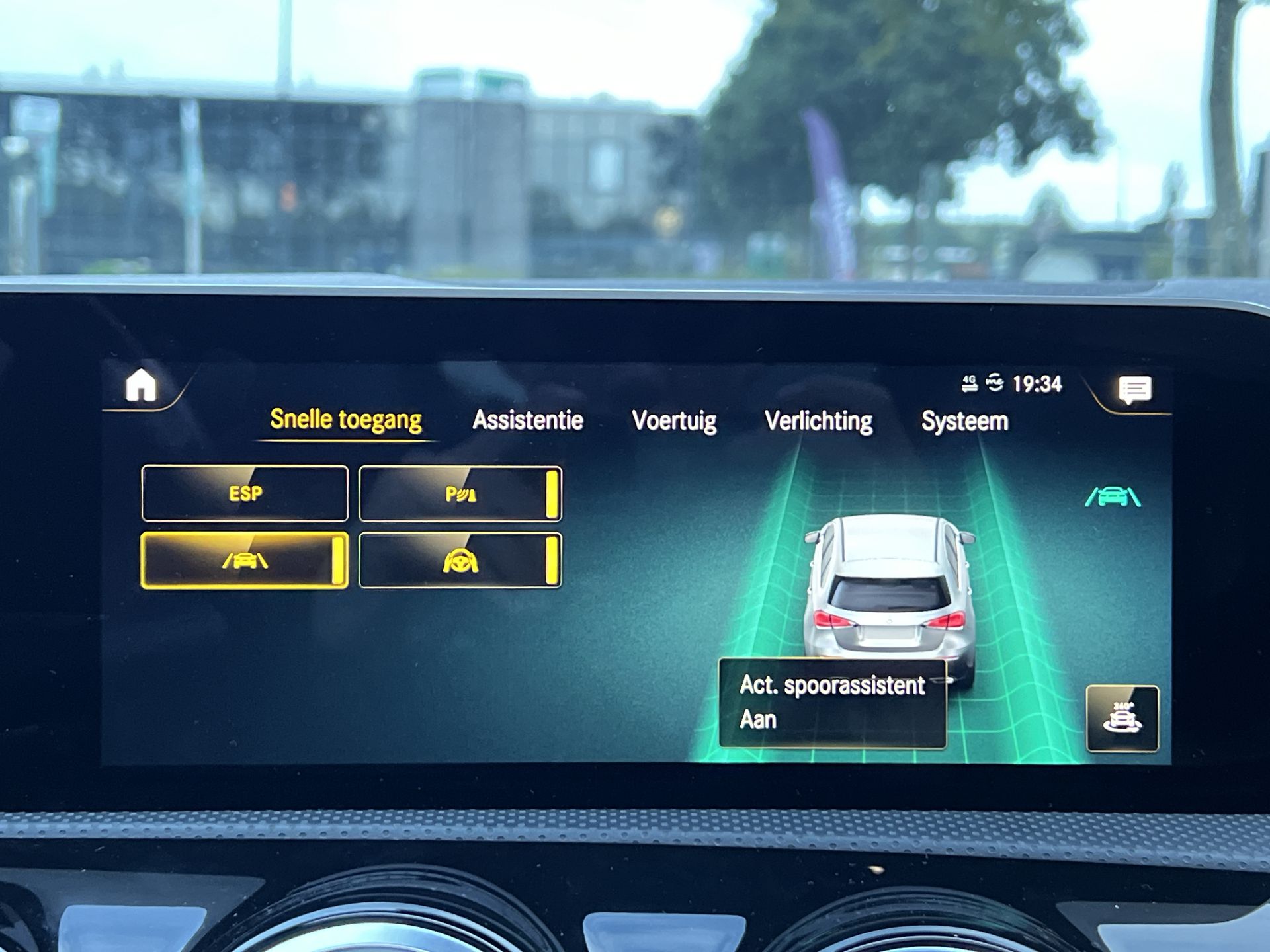 Foto van Mercedes-Benz A 250