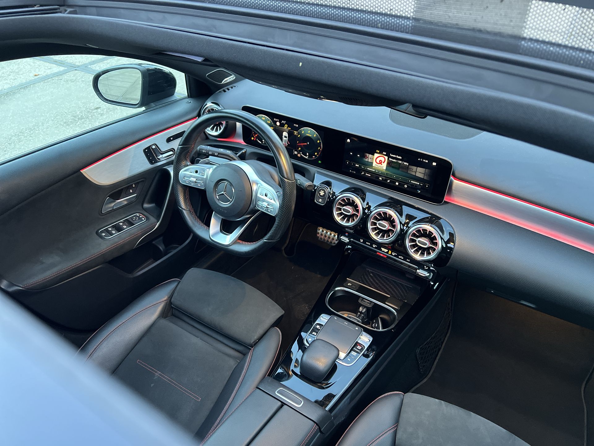 Foto van Mercedes-Benz A 250
